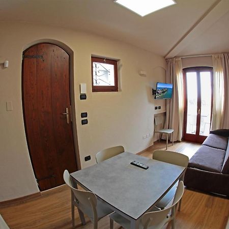 Smeraldo Dip Villa Canneto سيرمِيوني المظهر الخارجي الصورة